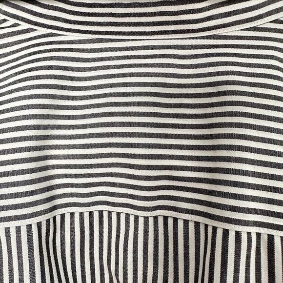 Talbots Size 8 Wrinkle Resistant Button Down Shirt Long Sleeve White Striped - Picture 3 of 8